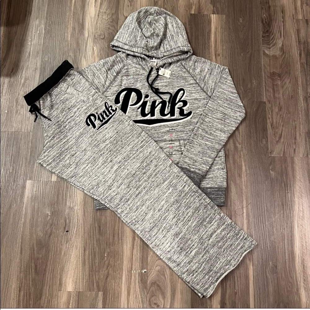 Heather, marble gray sweat suit